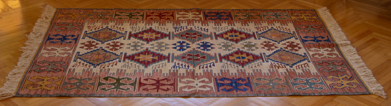 Anatolian Flatweave Wool Kilim/Rug No. 9  172 × 115 cm (67.7" × 45.3")